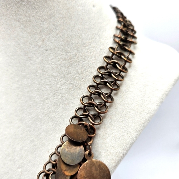 VINTAGE Bronze Tone Metal Disk Chainmail Statement Necklace - Picture 8 of 8